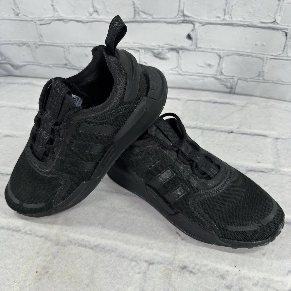 Adidas NMD R1 V3 Black Youth‎ Size 6 Women's Size 7.5 Sneakers Running GX5683